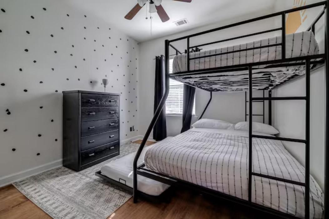 Honey, I'M Home Near Savannah - Seen On Hgtv المظهر الخارجي الصورة
